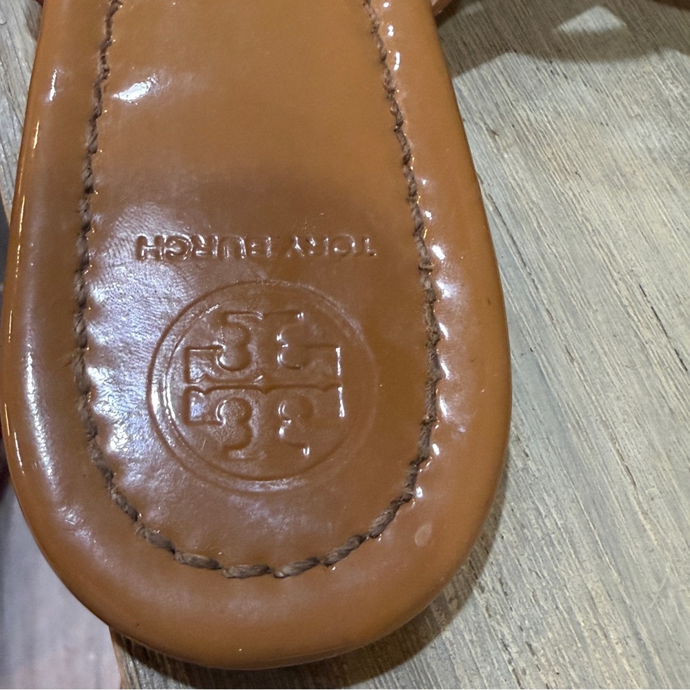 Tory Burch Tan Leather Classic Thong Sandals - Picture 4 of 10